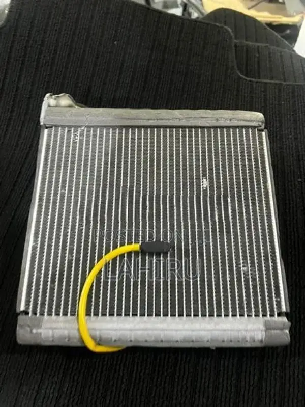 Honda Vezel Grace Gp5 AC Cooler