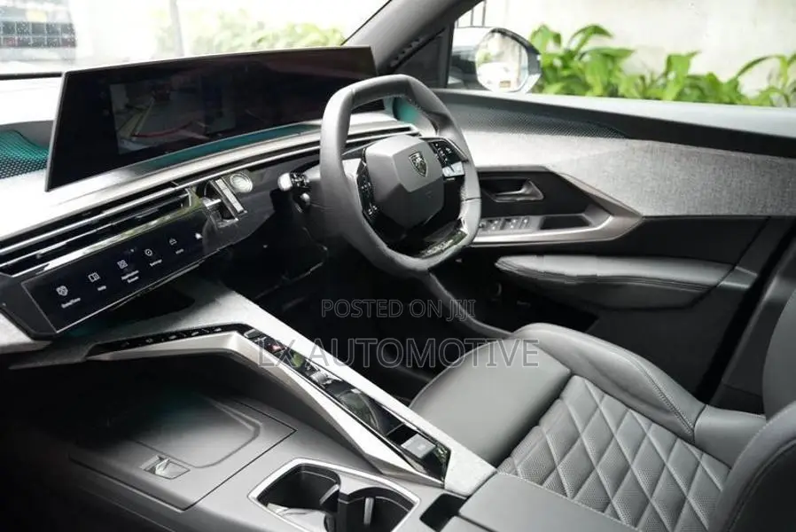 Peugeot 5008 GT LINE PREMIUM 2025
