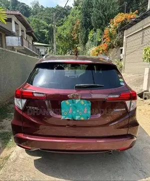 Honda Vezel 2015