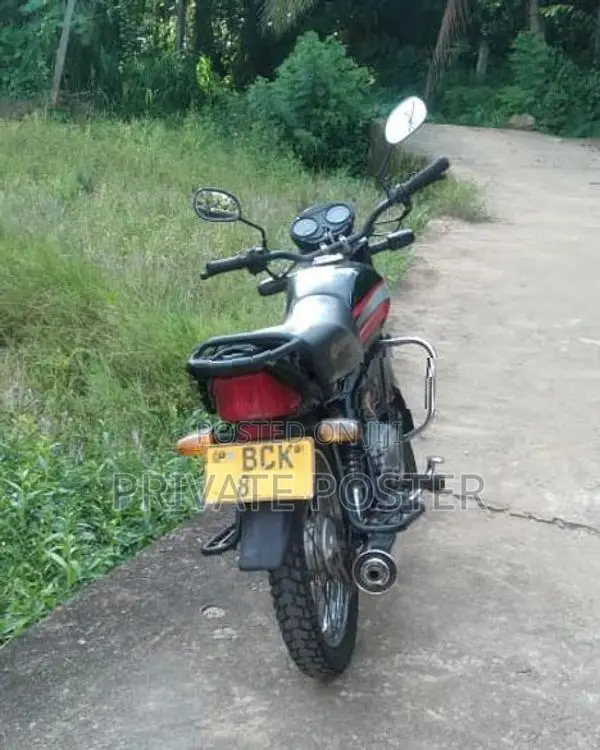 Hero HF Deluxe Bike 2016