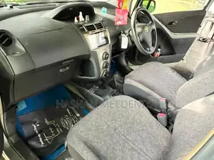 Toyota Vitz 2007