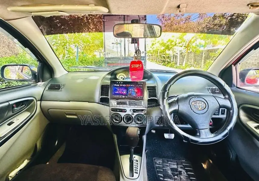 Toyota Vios 1.5 E 2004
