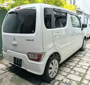 Suzuki Wagon R FX Safety 2025