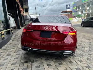 Mercedes Benz C200 Premium Plus 2025