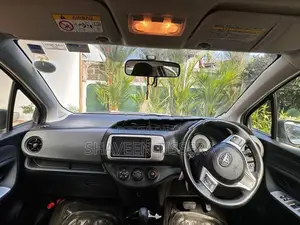 Toyota Vitz 2016