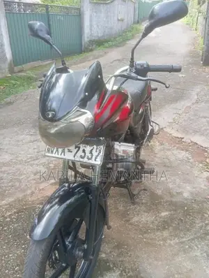 Bajaj Discover 125 2012