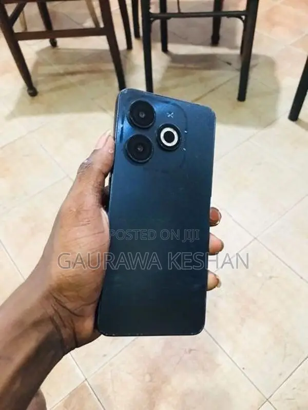 Infinix Smart 8 64GB (Used)