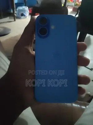 Apple iPhone 16 (Used)