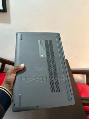 Lenovo IdeaPad Slim 3 15IRH8 Laptop