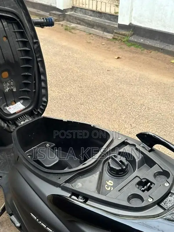 Suzuki Burgman 125 2019