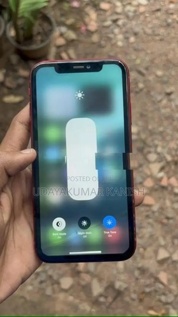 Apple iPhone 11 (Used)