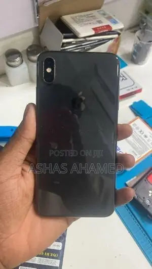 Apple iPhone XS Max (Used)
