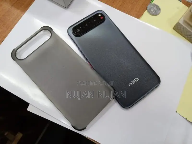 ZTE nubia Air 5G (Used)