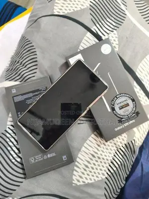 Samsung Galaxy S25 Ultra (Used)