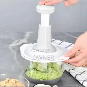 Hand Press Vegetable Chopper 1.5L