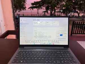 Lenovo IdeaPad Slim 3 15IRH8 Laptop