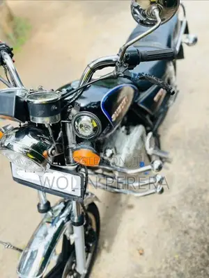Suzuki GS 125 1999