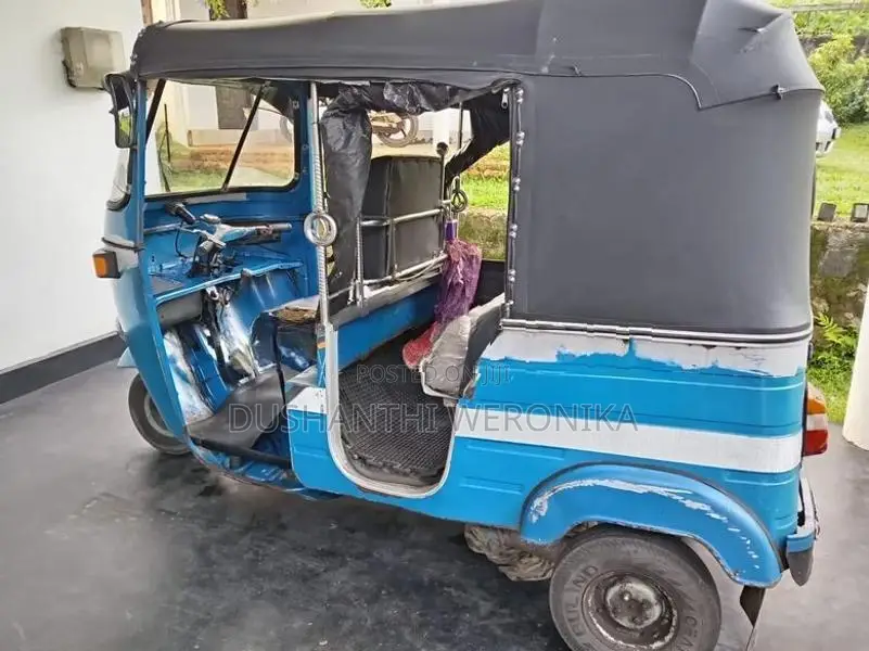 Bajaj RE 2 Stroke 2004