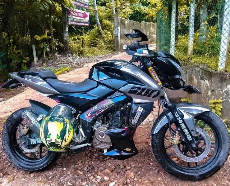 Bajaj Pulsar NS200 2016