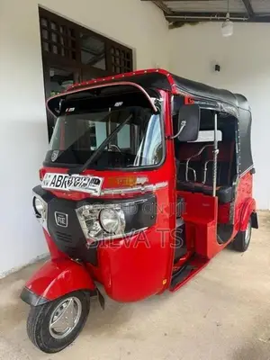 Bajaj RE Three Wheeler 2018