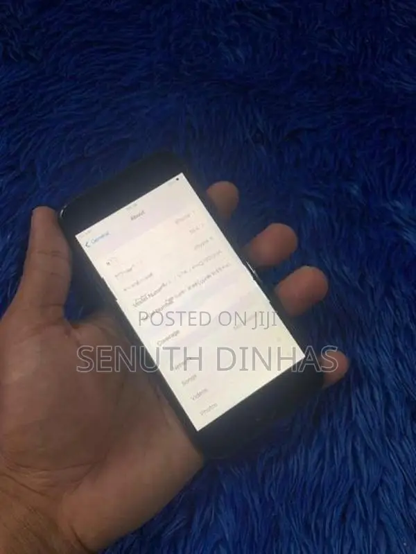 Apple iPhone 8 (Used)