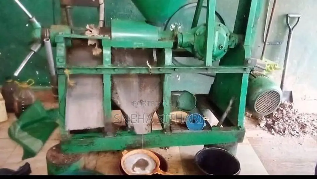 Oil Mill Machine