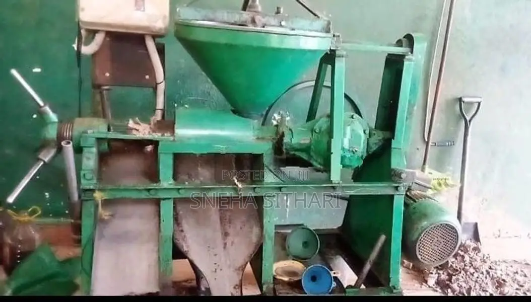 Oil Mill Machine
