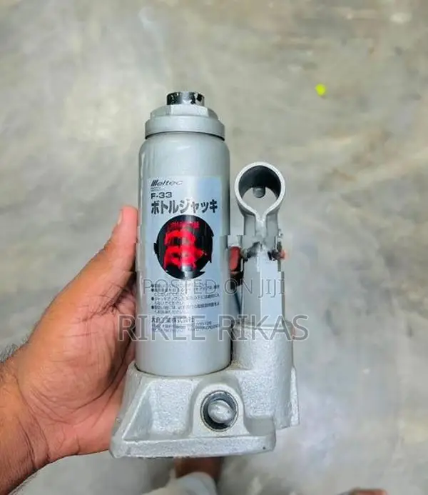 Japan 2-Ton Hydraulic Bottle Jack