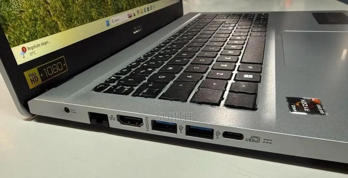 Acer Aspire 3 AMD Ryzen 7 5700U 16GB DDR4 512GB NVMe
