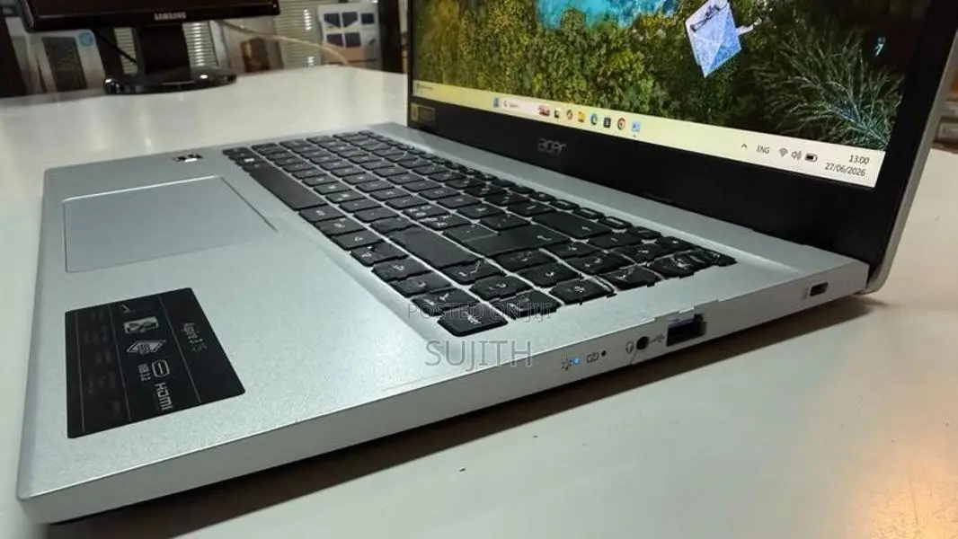 Acer Aspire 3 AMD Ryzen 7 5700U 16GB DDR4 512GB NVMe