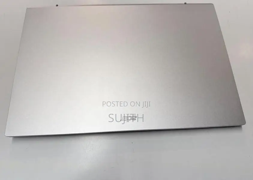 Acer Aspire 3 AMD Ryzen 7 5700U 16GB DDR4 512GB NVMe