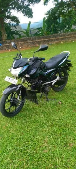 Bajaj Discover 2015