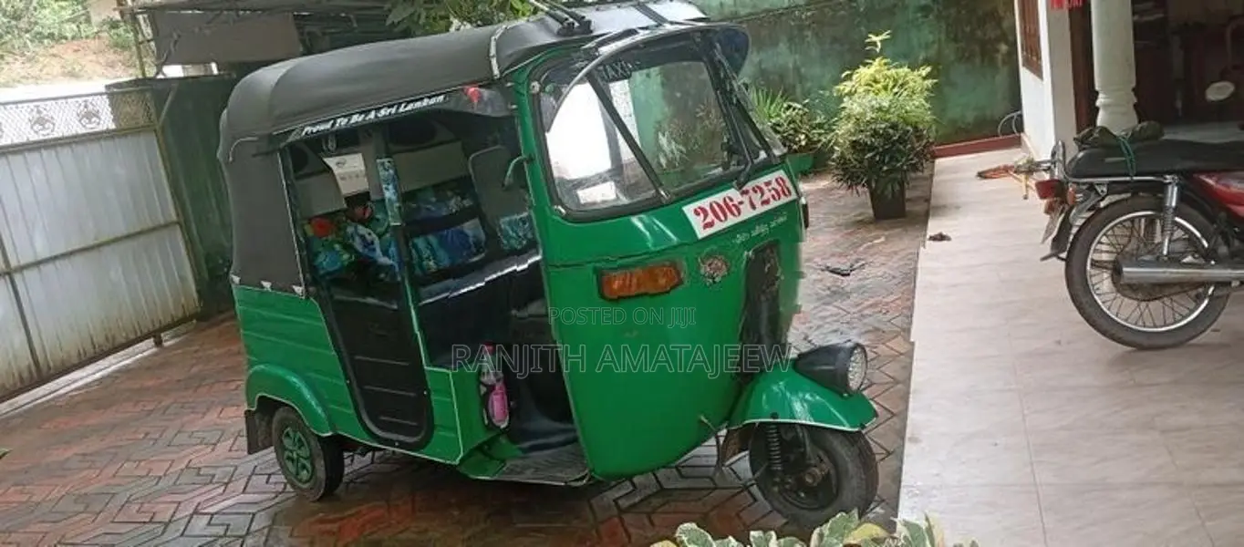 Bajaj RE 206 1999
