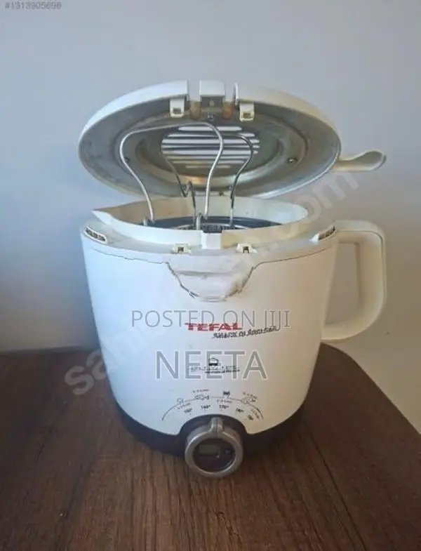 Tefal Snack Oleoclean Deep Fryer (Used)