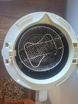 Tefal Snack Oleoclean Deep Fryer (Used)