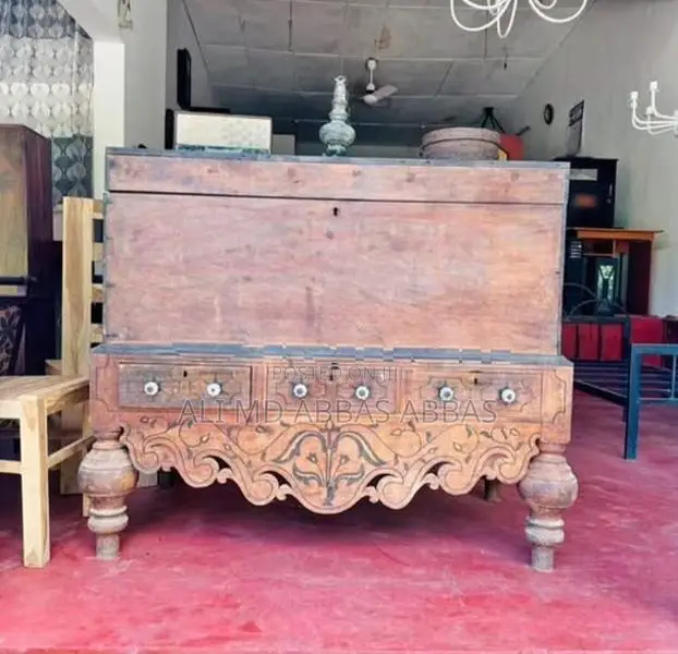 Antique Pettagama