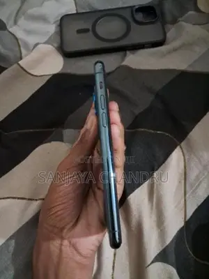 Apple iPhone 11 Pro 256GB (Used)