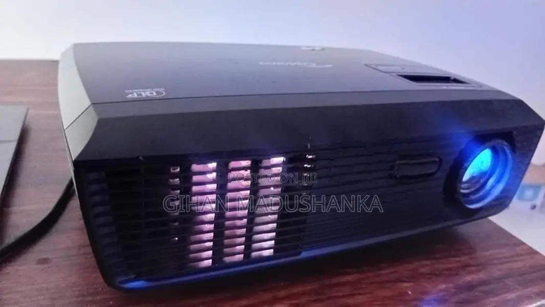 Optoma Projector
