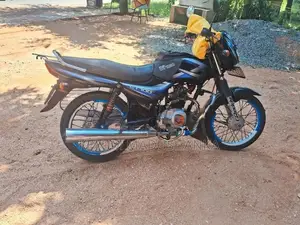 Bajaj CT100 2016