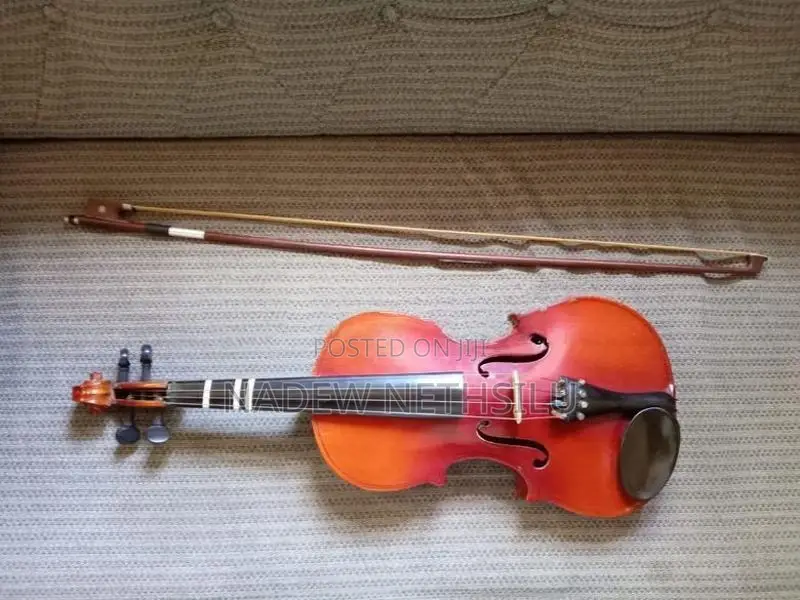 Super Lark Violin