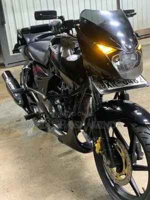 Bajaj Pulsar 180 2011