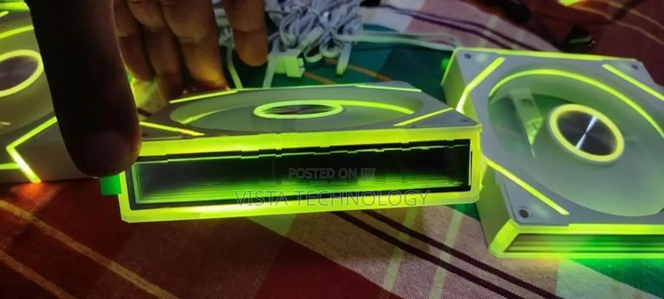 Prism 8 Pro ARGB Fan Kit with Controller