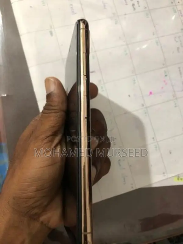 Apple iPhone XS Max 256GB (Used)