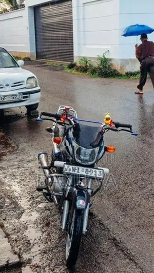 Bajaj CT100 2011