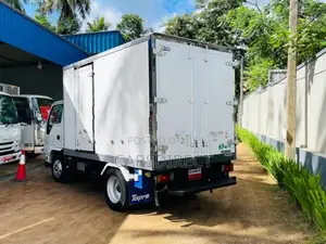 Isuzu Elf 10.5ft Freezer -30°C 2017