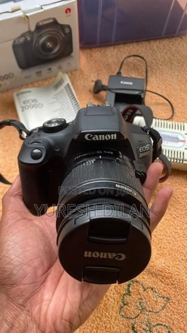 Canon 2000D