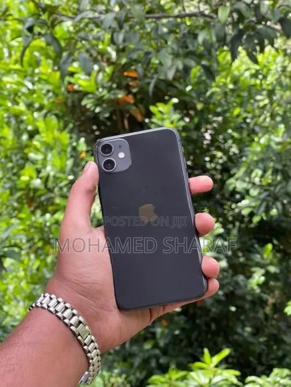 Apple iPhone 11 (Used)