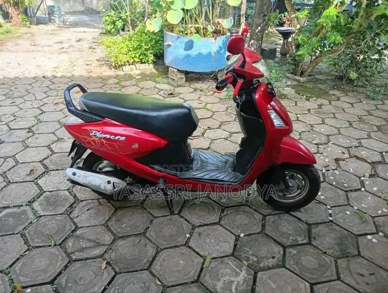 Hero Pleasure Honda 2012
