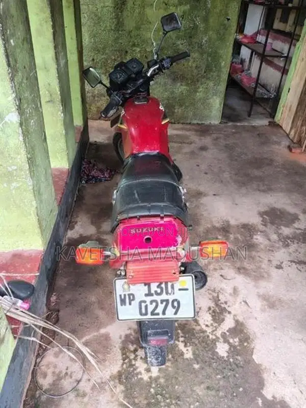 Suzuki GS 125 2009