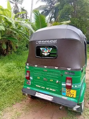 Bajaj RE 2 stork 2006